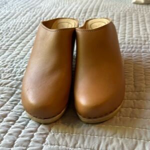 No.6 New School Clog on Wedge in Bone 9